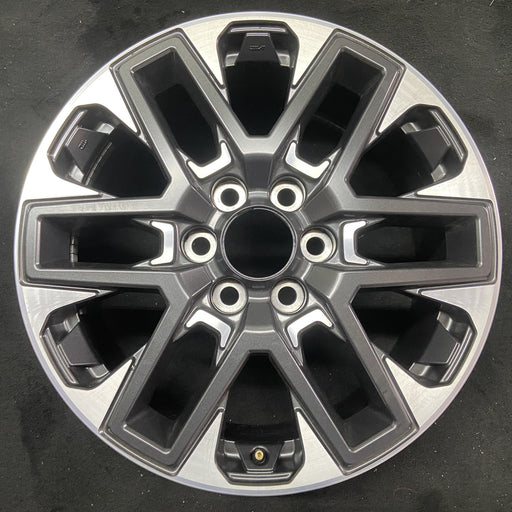20" SEQUOIA 23-26 20x8, open spoke , machined face with black pockets Original - Additional View