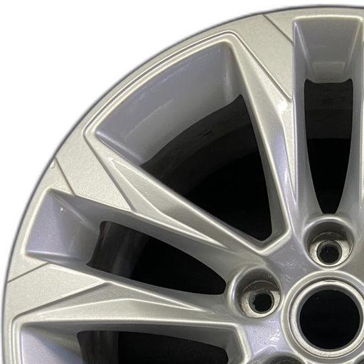 17" TRAILBLAZER 21-23 17x7.5 5 double spoke silver opt Q6W Original OEM Wheel - Angle View