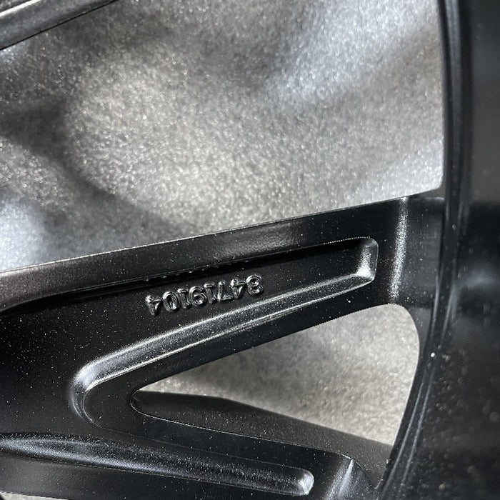 20" CT5 23 20x8.5 gloss black with brze accent opt SKW Original OEM Wheel Rim