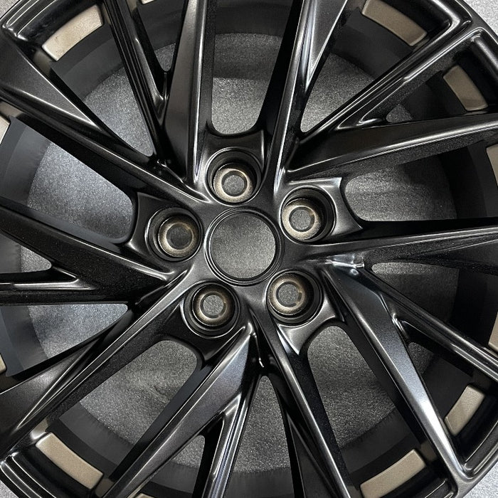 20" CT5 23 20x8.5 gloss black with brze accent opt SKW Original OEM Wheel Rim - Angle View