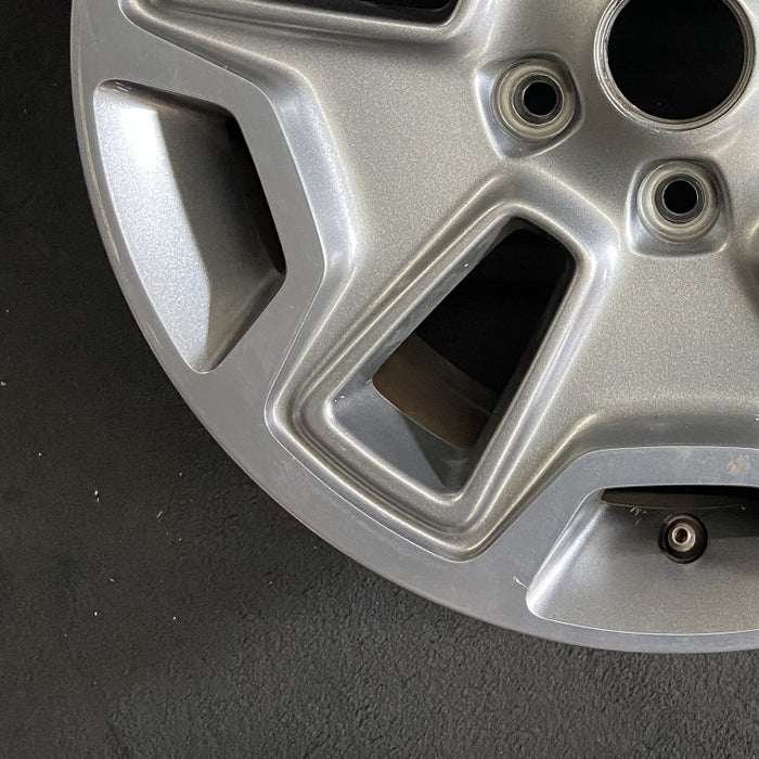 17" WRANGLER 13 17x7.5 10 hole w/machined accent gray Original OEM Wheel Rim - Additional View