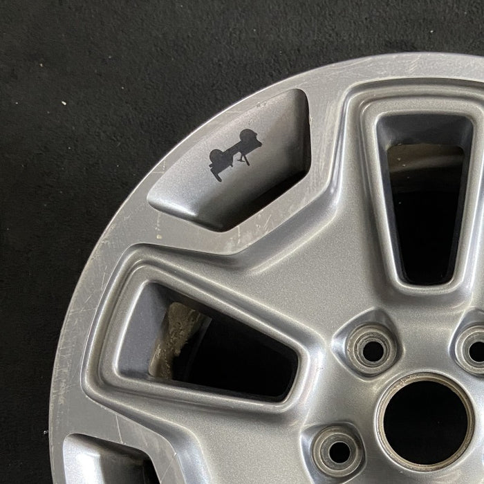 17" WRANGLER 13 17x7.5 10 hole w/machined accent gray Original OEM Wheel Rim - Side Profile