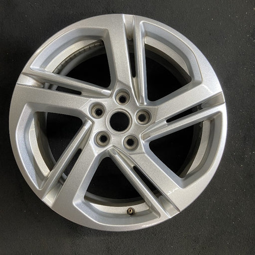 18" TERRAIN 18-21 18x7 opt RSX silver Original OEM Wheel Rim - Front View