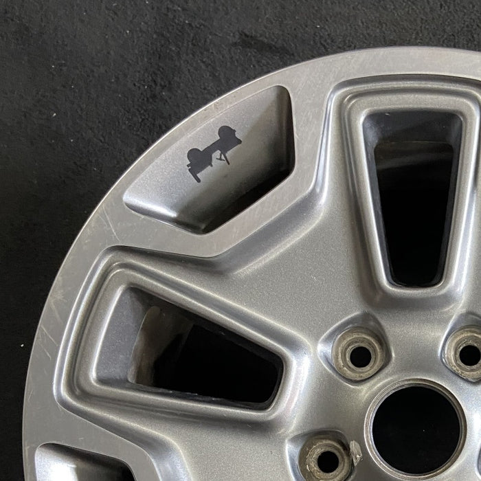 17" WRANGLER 13 17x7.5 10 hole w/machined accent gray Original OEM Wheel Rim - Side Profile