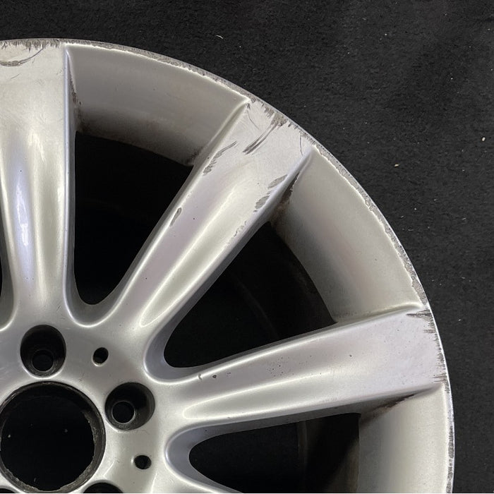 18" MERCEDES CL-CLASS 07-08 216 Type; CL550 18x9.5 9 spoke rear Original OEM - Close-Up Detail
