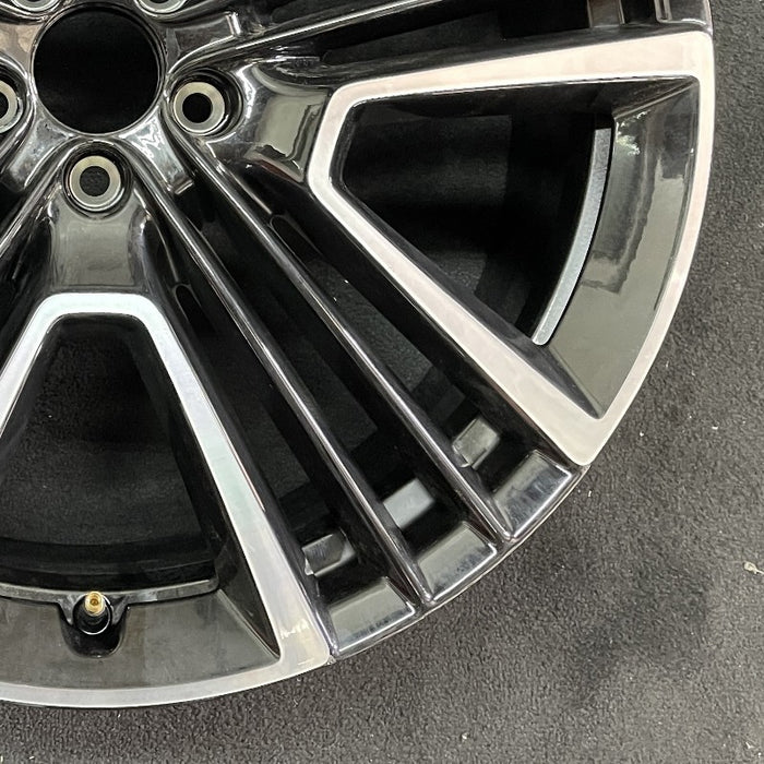 21" XC40 19-21 21x8.5 alloy 5 triple slot Original OEM Wheel Rim - Back View