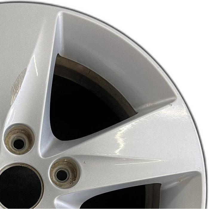 16" HYUNDAI ELANTRA 11-12 Sdn 16x6-1/2 alloy w/o machined face; w/o Original OEM Wheel Rim
