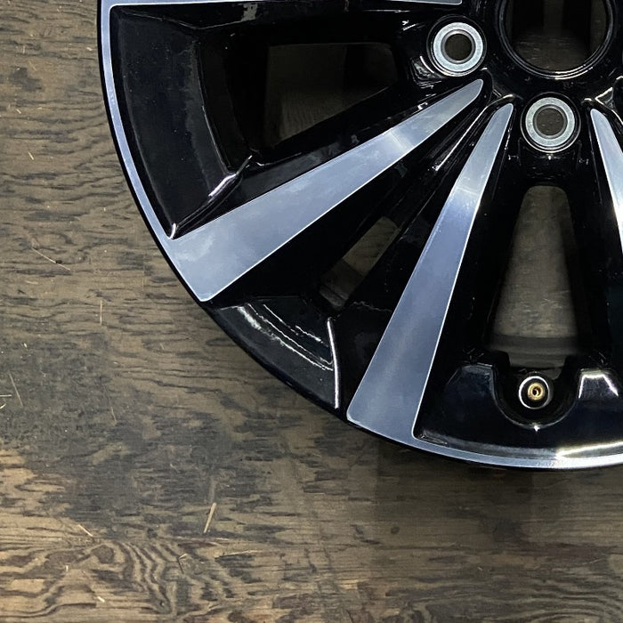 17" CIVIC 22-24 17x7 alloy Original OEM Wheel Rim - Additional View