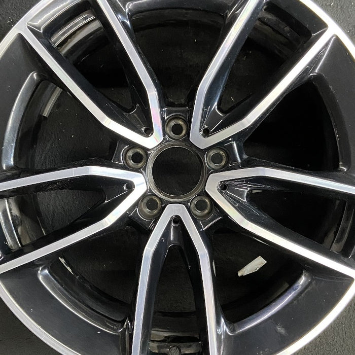 19" MERCEDES C-CLASS 20-21 205 Type C43 Cvertible 19x8.5 10 spoke machined face with black accent Original OEM Wheel Rim