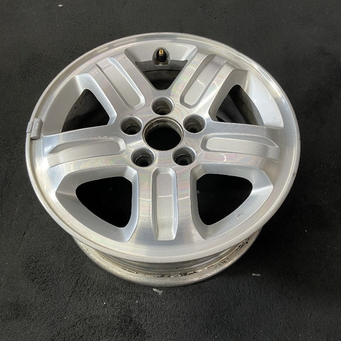16" PILOT 05 16x6.5 alloy 5 spoke machined finish Canada built Original OEM - View 8