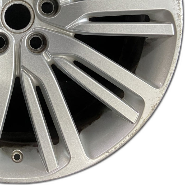 21" DISCOVERY 17-18 21x9.5 alloy 10 spoke split spoke silver Original OEM Wheel - Close-Up Detail