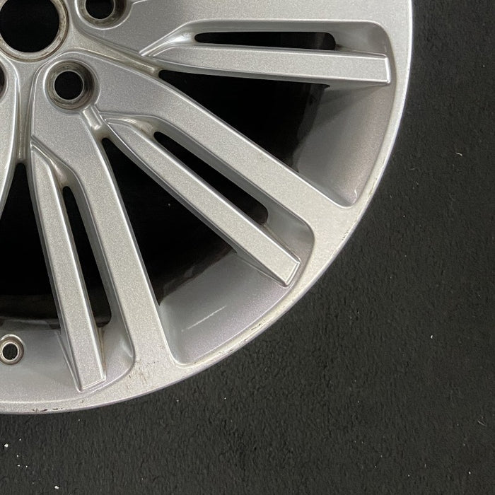 21" DISCOVERY 17-18 21x9.5 alloy 10 spoke split spoke silver Original OEM Wheel - Back View