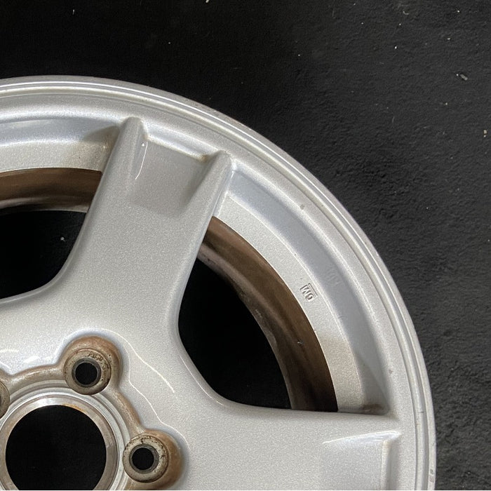17" CORVETTE 97 17x8.5 alloy frt Original OEM Wheel Rim - Close-Up Detail