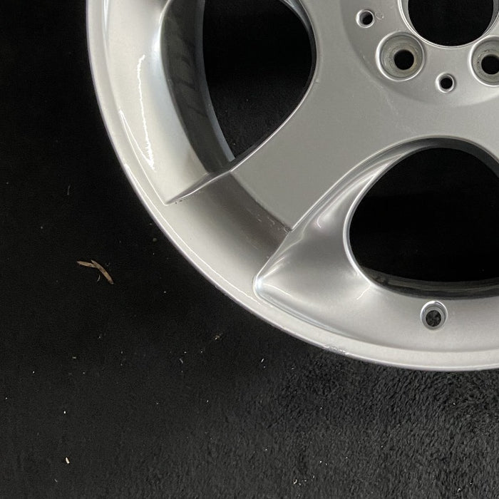 19" MERCEDES R-CLASS 07 251 Type; R320 19x8 5 spoke off center spokes Original - Additional View