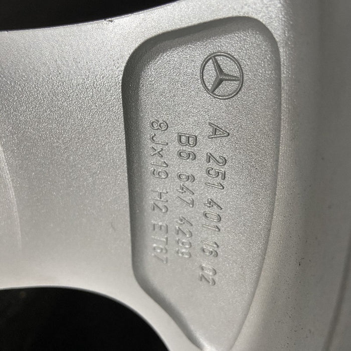 19" MERCEDES R-CLASS 07 251 Type; R320 19x8 5 spoke off center spokes Original - View 9
