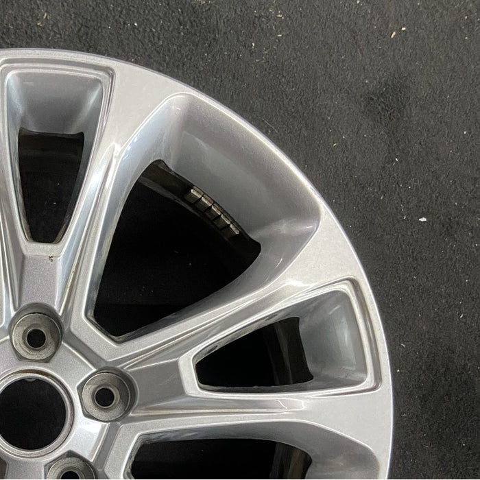 18" PALISADE 20-22 18x7.5 alloy w/o machined face Original OEM Wheel Rim - Close-Up Detail