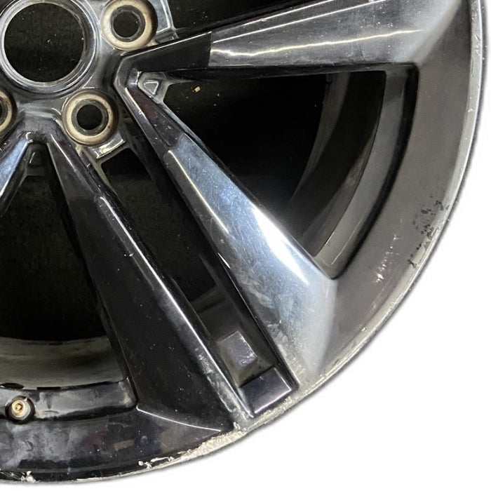 19" MUSTANG 15 19x9 TPMS 10 spoke 5 split spokes Original OEM Wheel Rim - Close-Up Detail