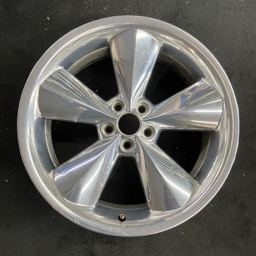 20" CHALLENGER 15-17 20x8 aluminum 5 individual spokes polished Original OEM - Front View