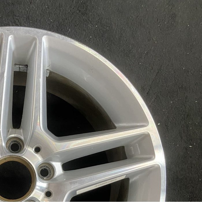17" MERCEDES C-CLASS 12 204 Type; C250 17x8.5 10 spoke w/AMG Original OEM Wheel - Close-Up Detail