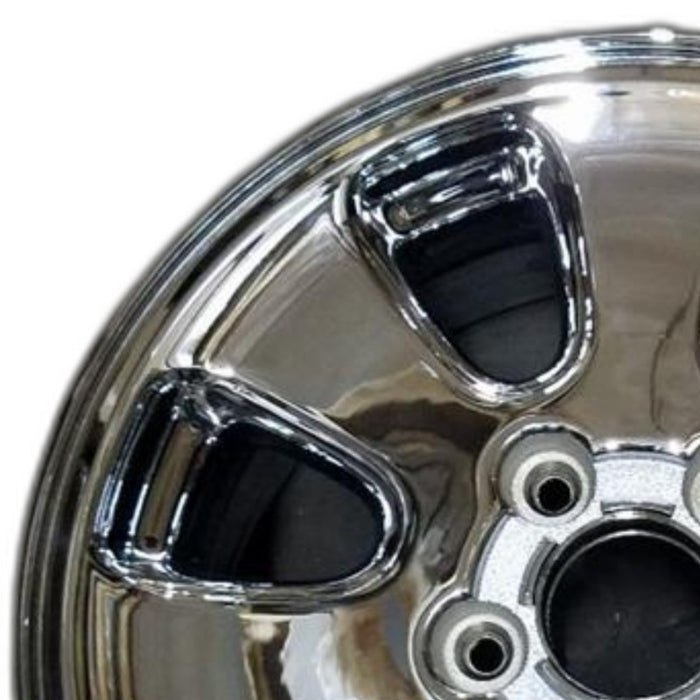 17" GRAND CHEROKEE 01 aluminum 17x7.5 7 spoke Original OEM Wheel Rim - Angle View