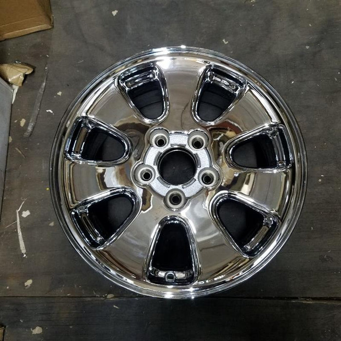 17" GRAND CHEROKEE 01 aluminum 17x7.5 7 spoke Original OEM Wheel Rim - Additional View