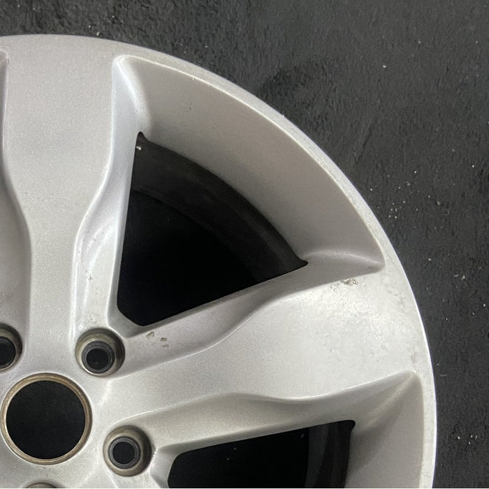 20" GRAND CHEROKEE 11 s 20x8 5 spoke Original OEM Wheel Rim - Close-Up Detail
