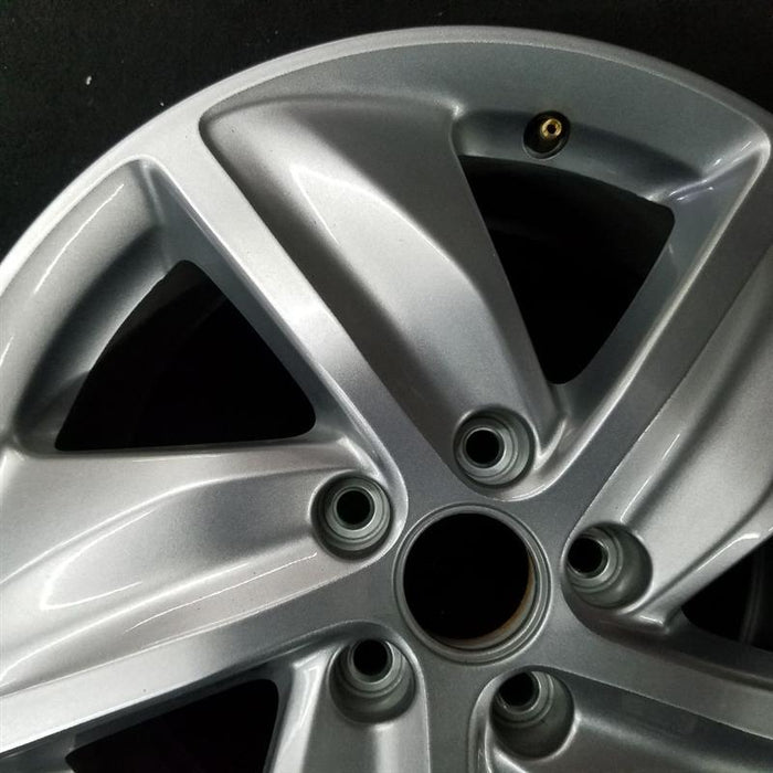 17" ACURA HR-V 19-20 17x7-1/2 alloy 5 spoke swept spoke  face  pockets EX EX-L leather Original OEM Wheel Rim