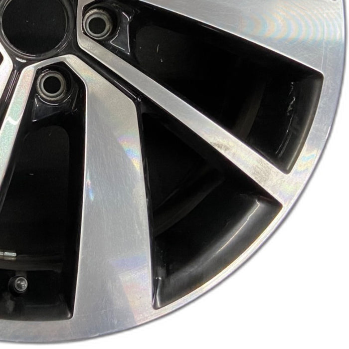 18" JETTA GLI 19-21 18x7-1/2 alloy 5 double spoke machined face with  pockets Original OEM Wheel Rim