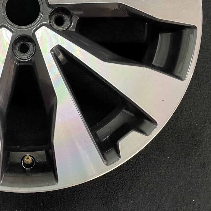 18" LEGACY 17 18x7 alloy Wag gray inlay Original OEM Wheel Rim