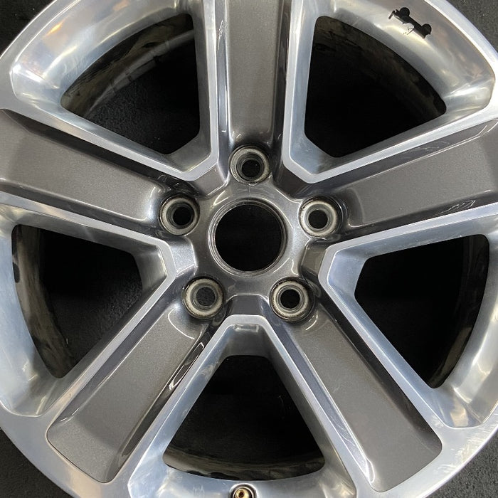 18" WRANGLER 18 VIN X 6th digit JL body 18x7.5 5 spoke straight spoke opt WHG polished with spokes granite crystal Original OEM Wheel Rim