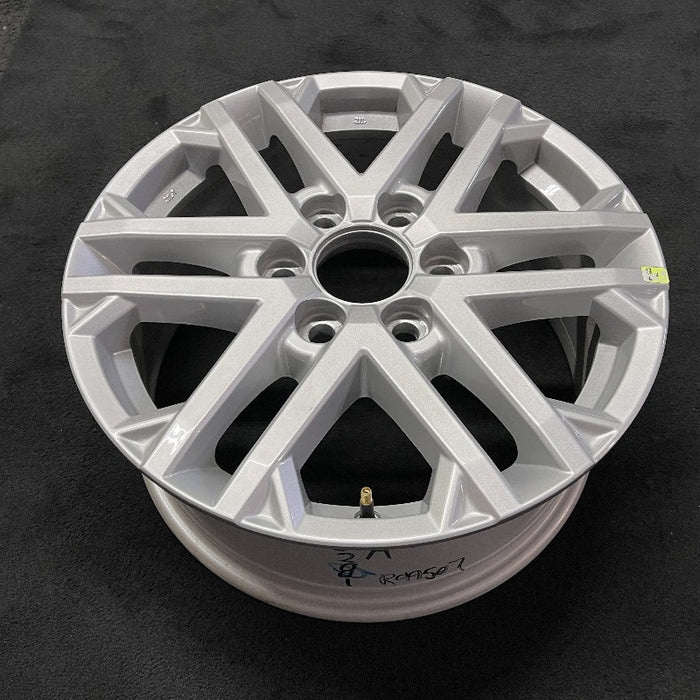 18" SEQUOIA 23-24 18x7.5 6 double spoke silver Original OEM Wheel Rim - View 7